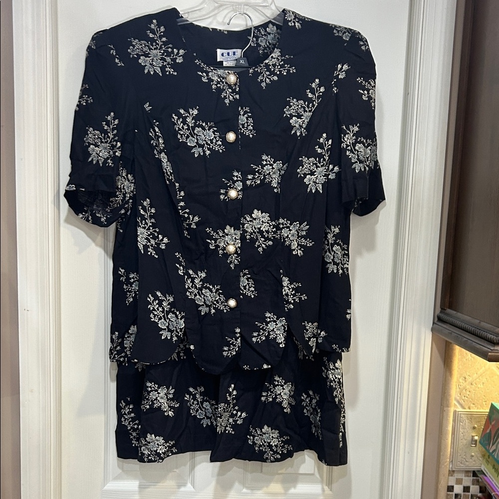 Vintage Cue Fashions Black and White Floral 2 piece Dress Set